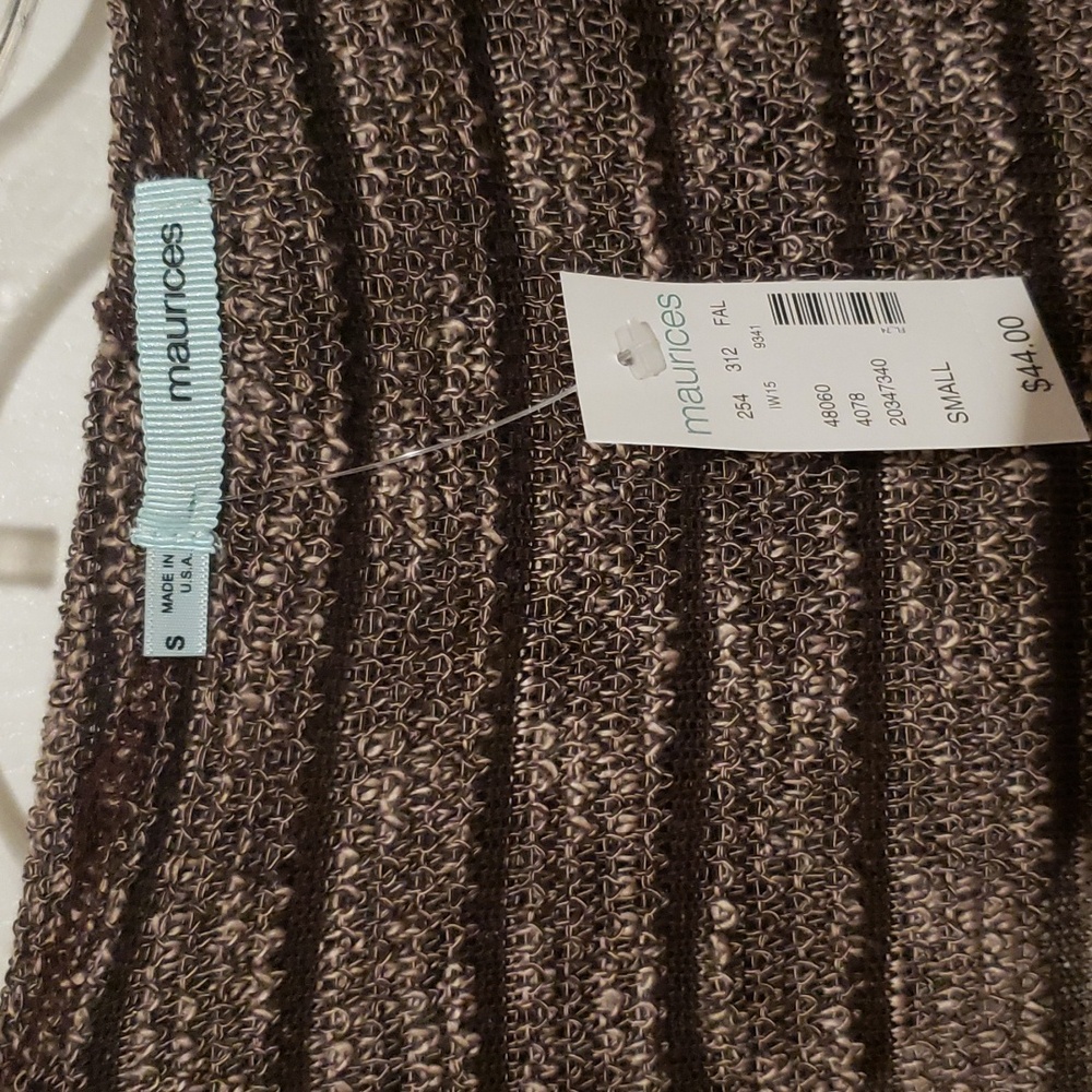 Maurices small cardigan with hood - Picture 2 of 3